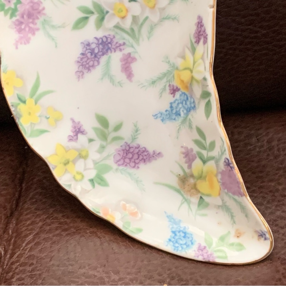 Lefton Lilac Chintz Moon Shaped Bone Dish - Picture 4 of 12